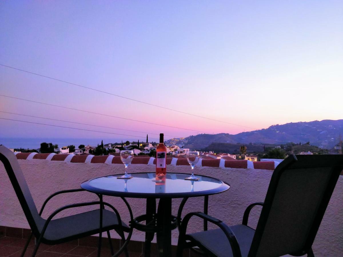 Sunset View Leilighet Nerja Eksteriør bilde